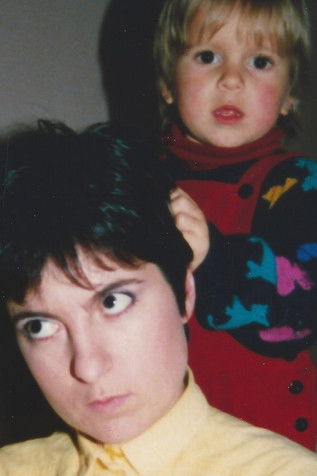 Nonton Love in the Time of Antidepressants 2018 Sub Indo